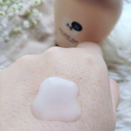 デオドラントボディミルク フローラルブーケ/エージーデオ24/ボディミルクを使ったクチコミ(2枚目)