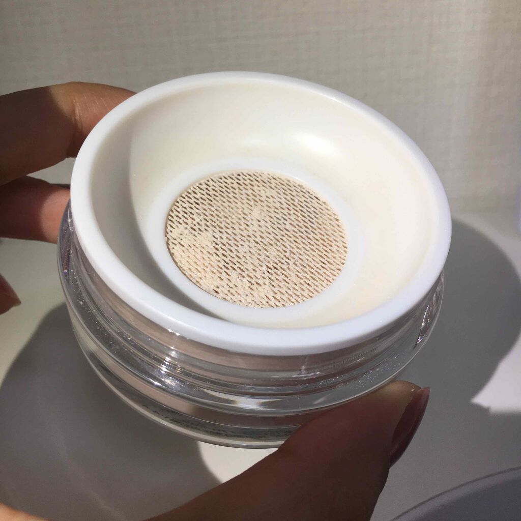 ミネラルクリアグロウフェイスパウダー トランスルーセント/ONLY MINERALS/ルースパウダーを使ったクチコミ（2枚目）