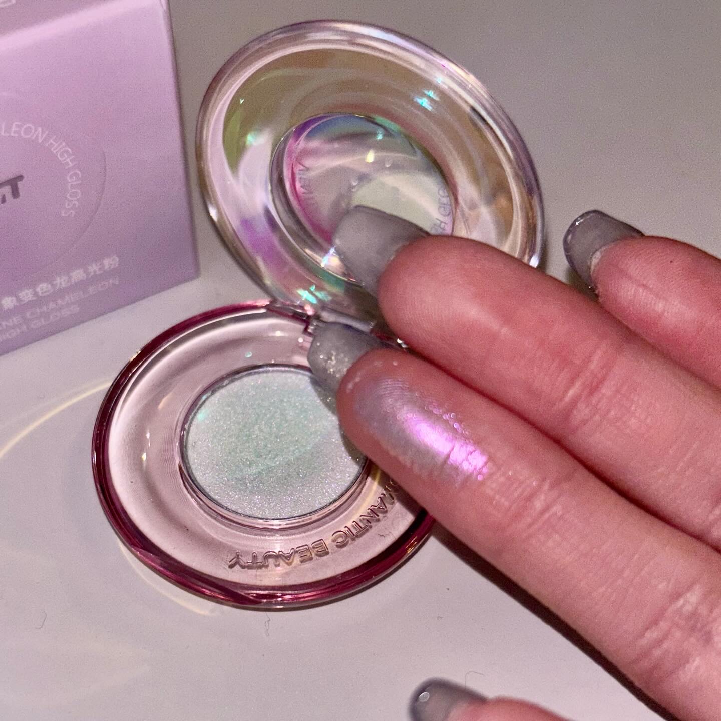 カメレオンハイライター/Romantic Beauty/パウダーハイライトを使ったクチコミ（3枚目）