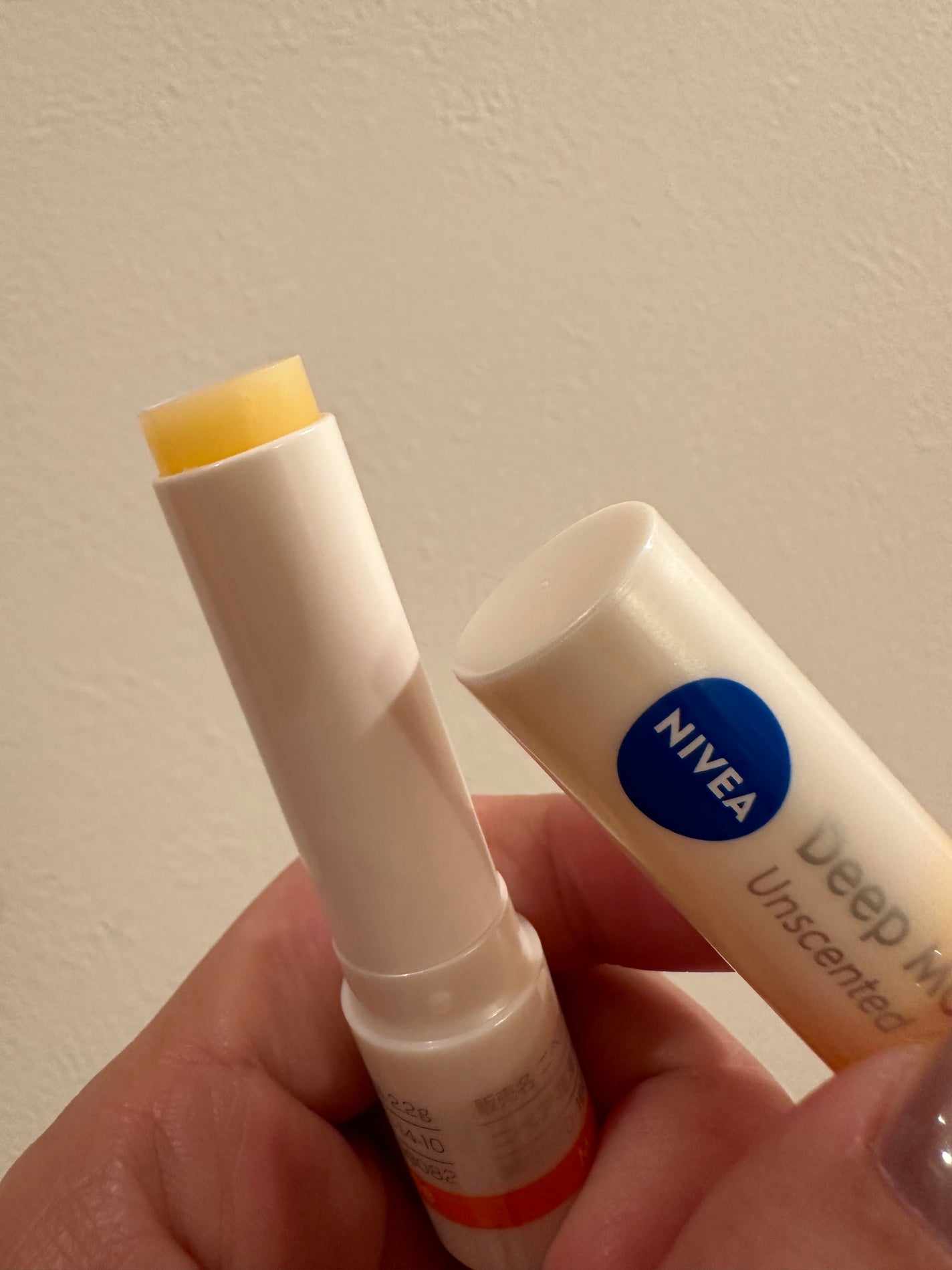 ニベア ディープモイスチャーリップ メルティタイプ/ニベア/リップクリームを使ったクチコミ(4枚目)