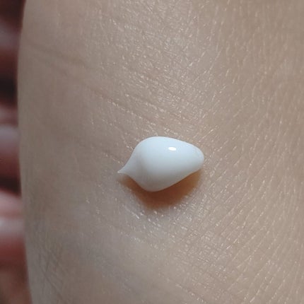 モイストエイジングケアアイクリーム/WHOMEE/アイケア・アイクリームを使ったクチコミ(5枚目)