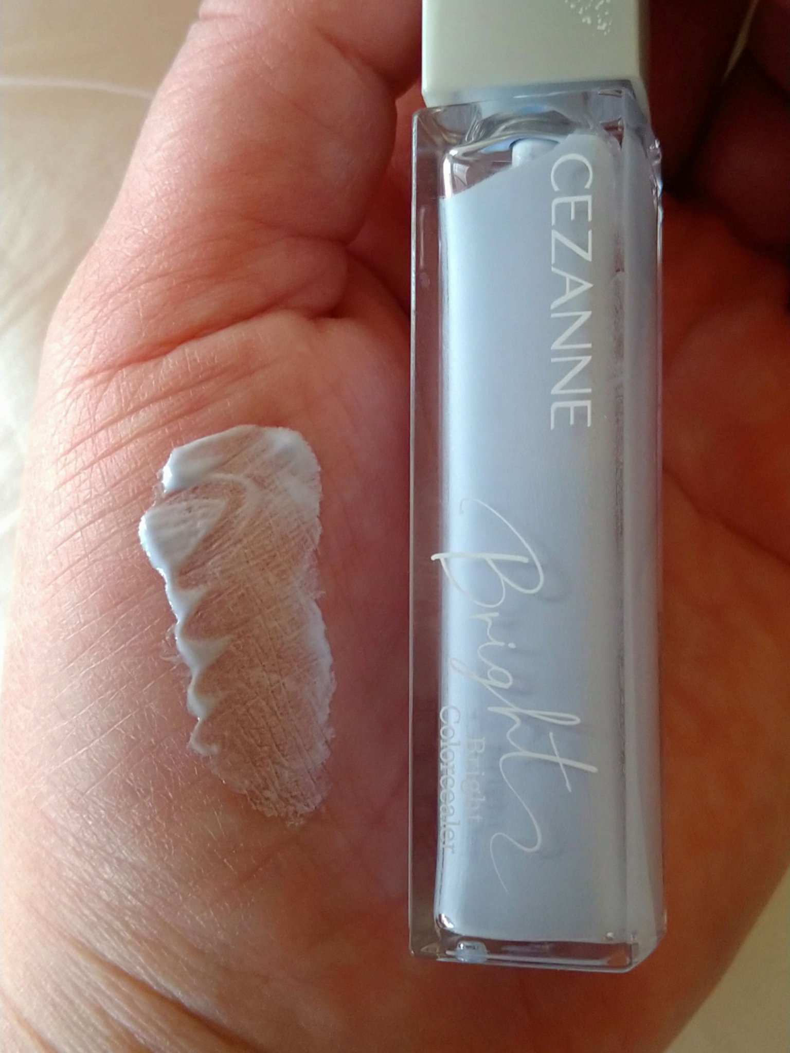 ブライトカラーシーラー/CEZANNE/コンシーラーを使ったクチコミ（3枚目）