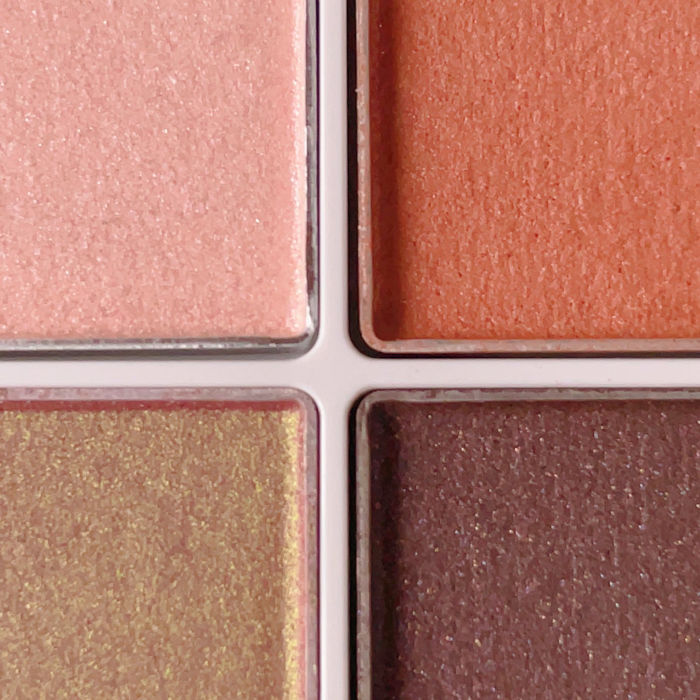 シグニチャー カラー アイズ/SUQQU/アイシャドウパレットを使ったクチコミ(3枚目)