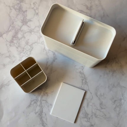 Yumi on LIPS 「like-it持ち運びができるメイクボックスコスメ収納の3本柱..」(5枚目)