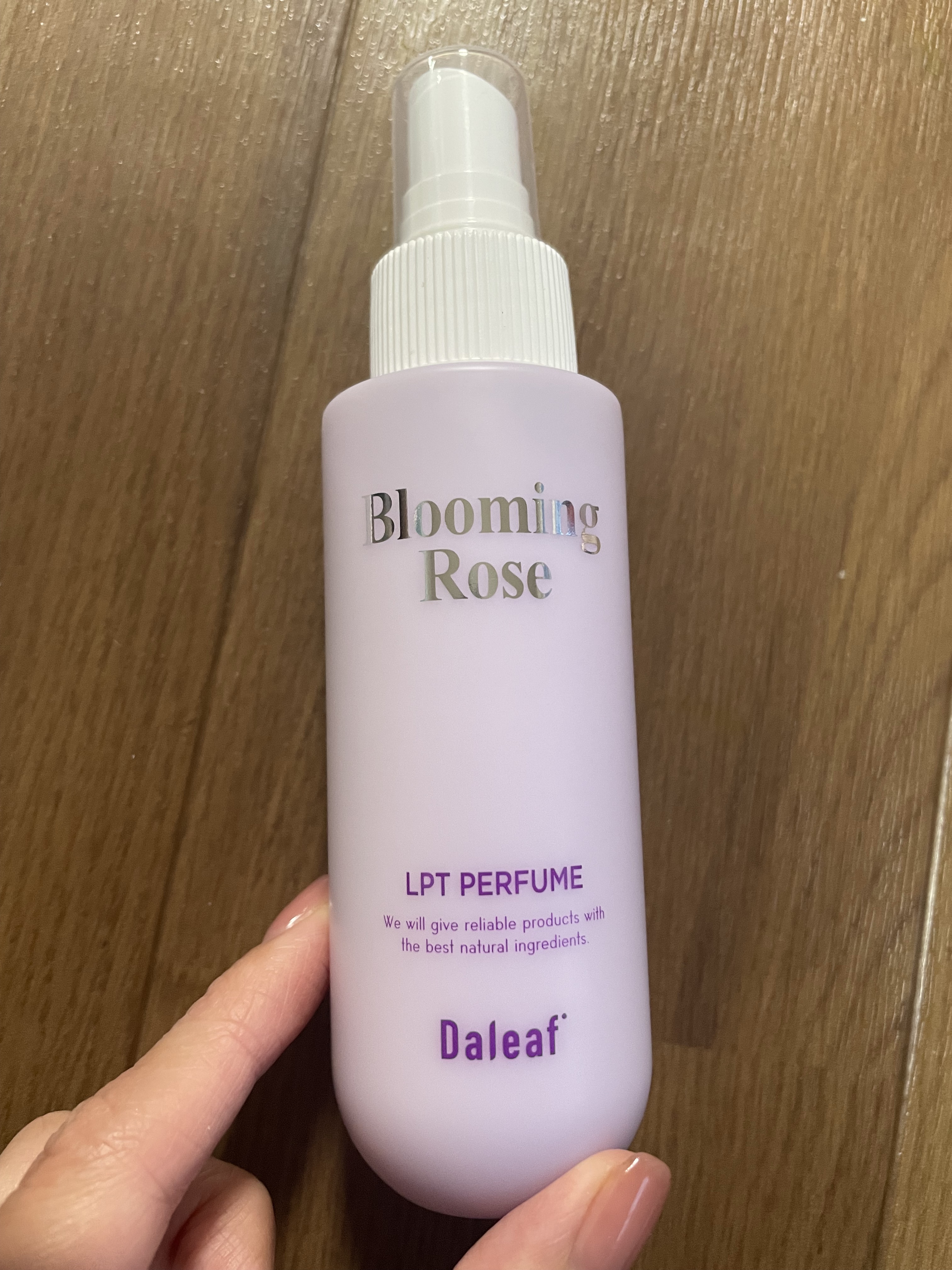 パフュームヘアパックインミスト Pink Breeze/Daleaf/アウトバストリートメントを使ったクチコミ（2枚目）