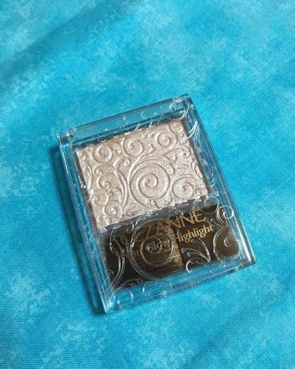 パールグロウハイライト/CEZANNE/パウダーハイライトを使ったクチコミ(1枚目)