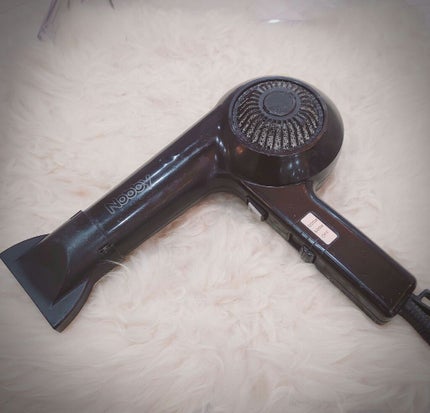 テスコム Nobbyヘアドライヤーのクチコミ「Nobbyのドライヤーです!
写真は凄い使っているので汚いですが💦
すいません💦笑
ずーっ.....」(1枚目)