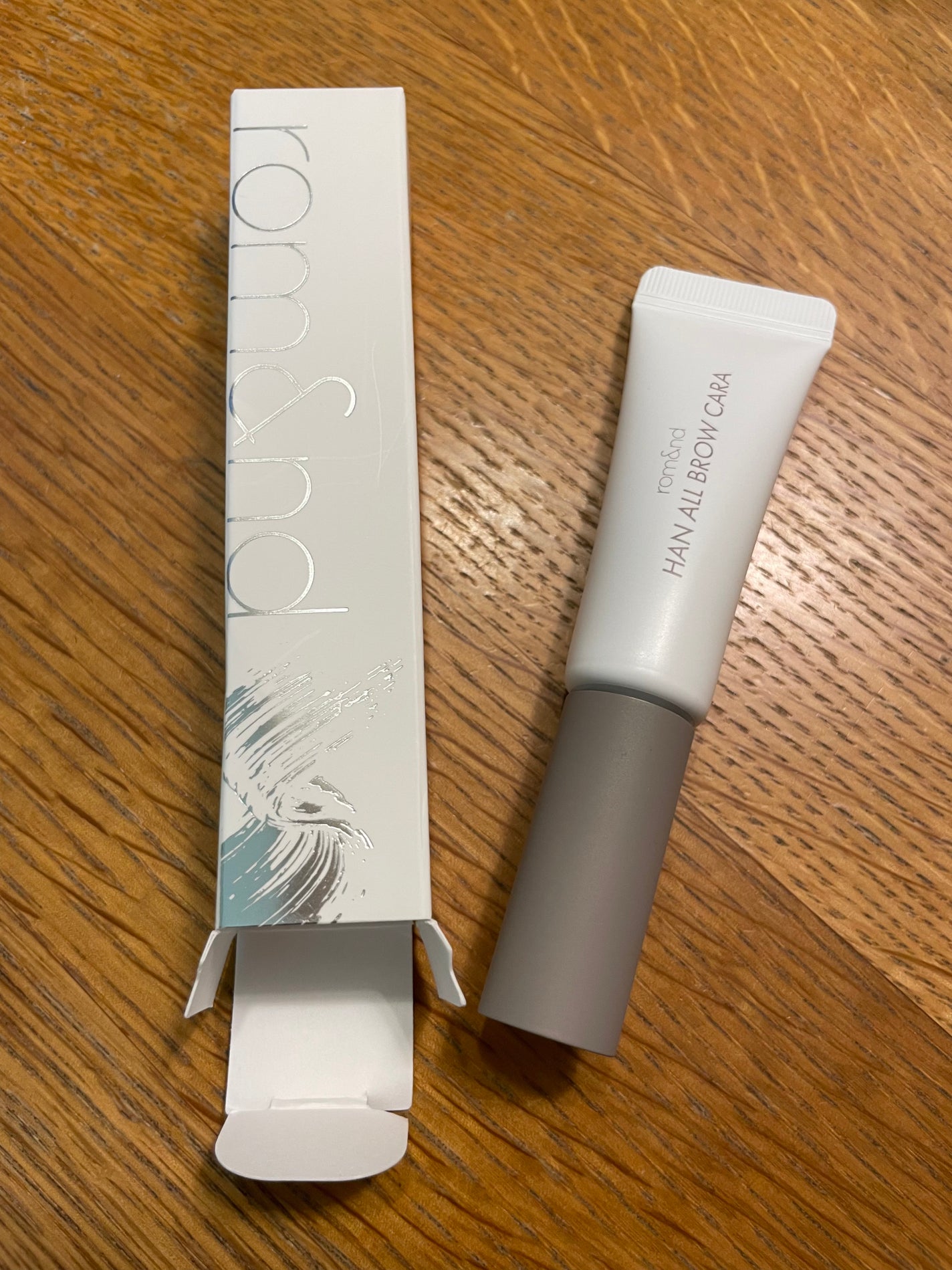 ハンオールブロウカラ/rom&nd/眉マスカラを使ったクチコミ(1枚目)