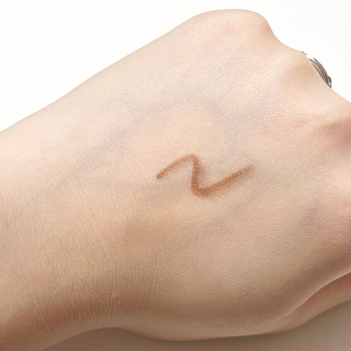 ニュアンスカラーライナー/BABYMEE/ペンシルアイライナーを使ったクチコミ(3枚目)