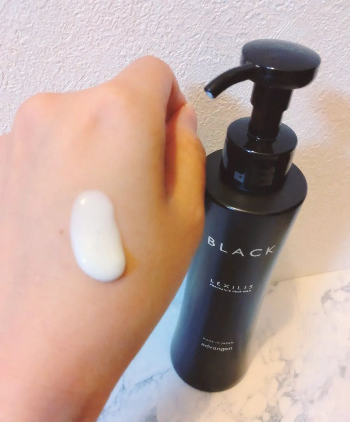 ブラック フレグランス ボディミルク/LEXILIS/ボディミルクを使ったクチコミ(3枚目)