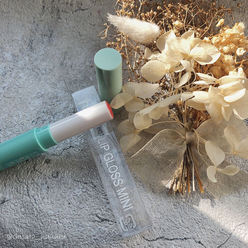 リップグロス・ミニ(無色)/ピアベルピア/リップグロスを使ったクチコミ(2枚目)
