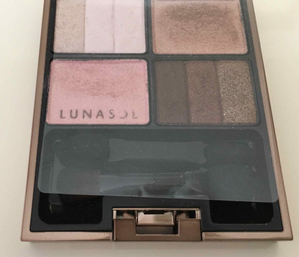 スリーディメンショナルアイズ/LUNASOL/アイシャドウパレットを使ったクチコミ(2枚目)