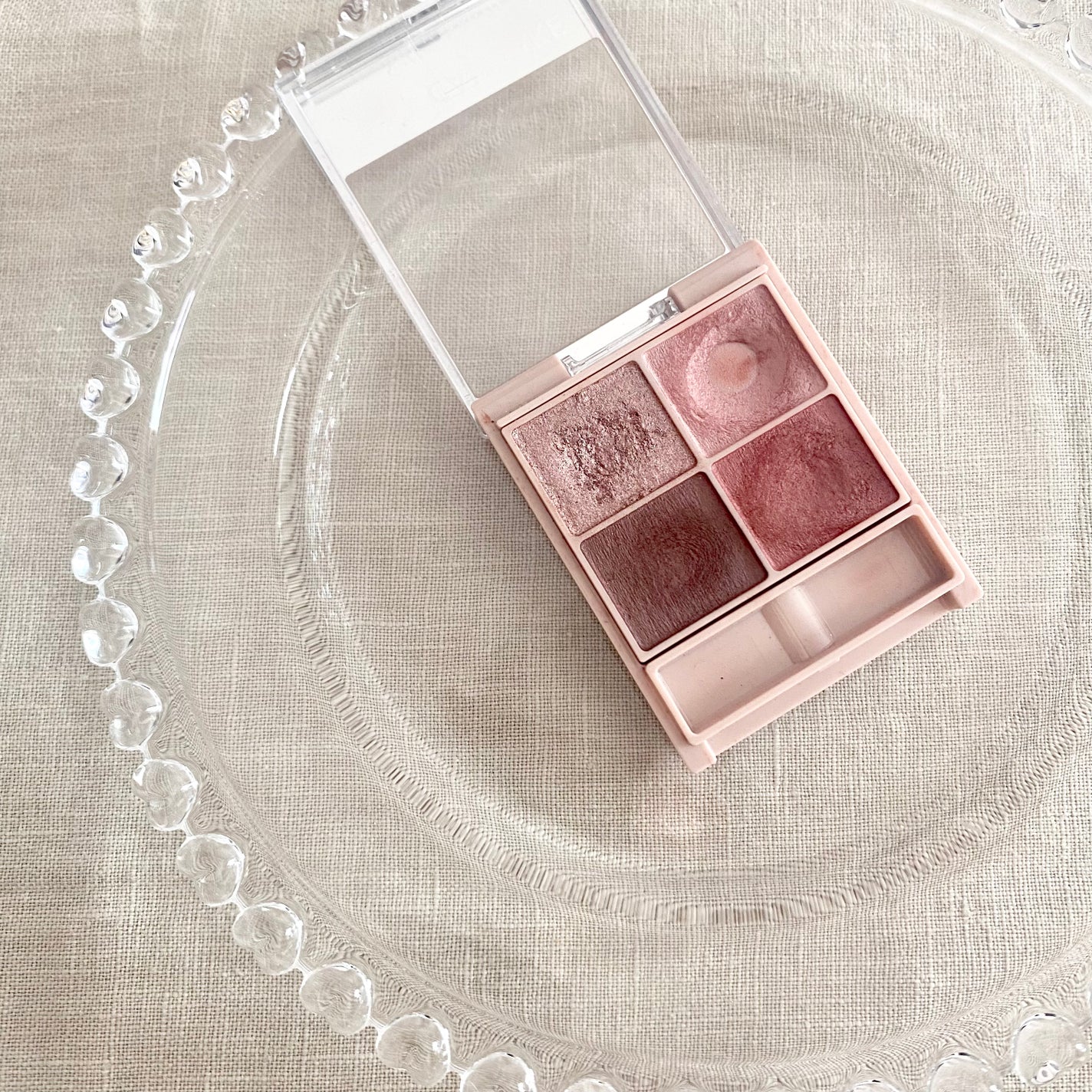 シルキースフレアイズ(マットタイプ)/キャンメイク/アイシャドウパレットを使ったクチコミ(2枚目)