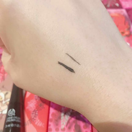 リキッドアイライナー/THE BODY SHOP/リキッドアイライナーを使ったクチコミ(3枚目)