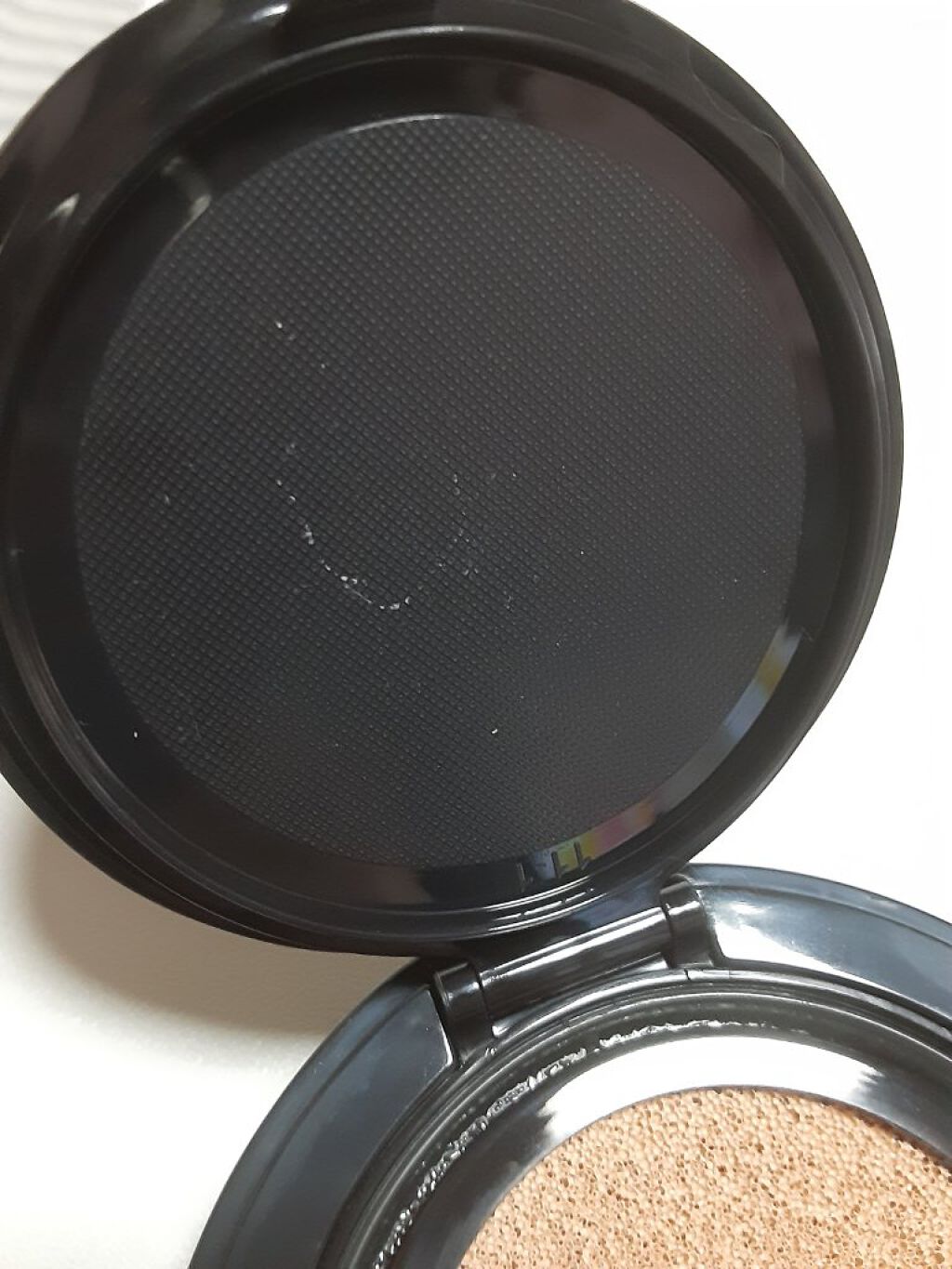 フローレス ルミエール ラディアンス パーフェクティング クッション/ローラ メルシエ/クッションファンデーションを使ったクチコミ(3枚目)