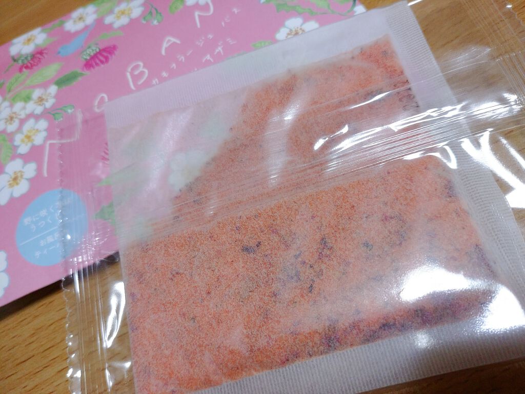 ノバナ フラワーカモフラージュバス 野ばらとアザミ/charley/入浴剤を使ったクチコミ(2枚目)