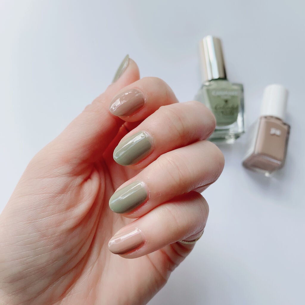 カラフルネイルズ/キャンメイク/マニキュアを使ったクチコミ(4枚目)