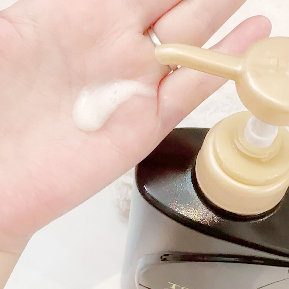 プレミアムEX インテンシブリペア <シャンプー>/コンディショナー<ヘアトリートメント> /TSUBAKI/市販シャンプーを使ったクチコミ(4枚目)