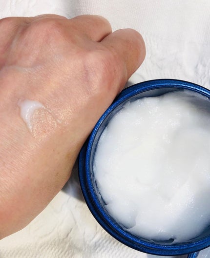 ニベア ロイヤルブルーボディクリーム うるおい密封ケア/ニベア/ボディクリームを使ったクチコミ(2枚目)