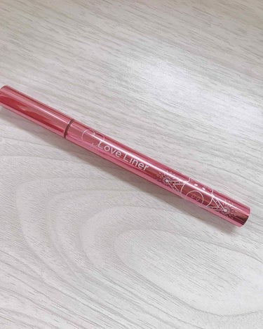 ‪‪☺︎‬Love Liner ミルクブラウン

2本目のリピートです。前はベイビーブラウンを使ってましたが新しくミルクブラウンが出ました！

かきやすいし、色がとてもかわいい！
アイライナーは普通のブ