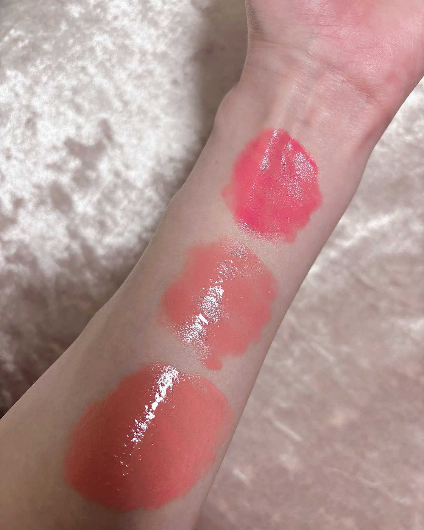 MAI【フォロバ&リムバ100】 on LIPS 「🩷【AMUSE】チークトクトク🩷トントン!一滴で外側はサラっと..」(4枚目)