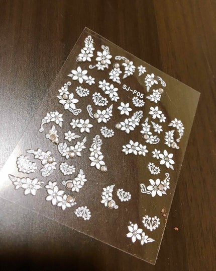 カラフルネイルズ/キャンメイク/マニキュアを使ったクチコミ(4枚目)