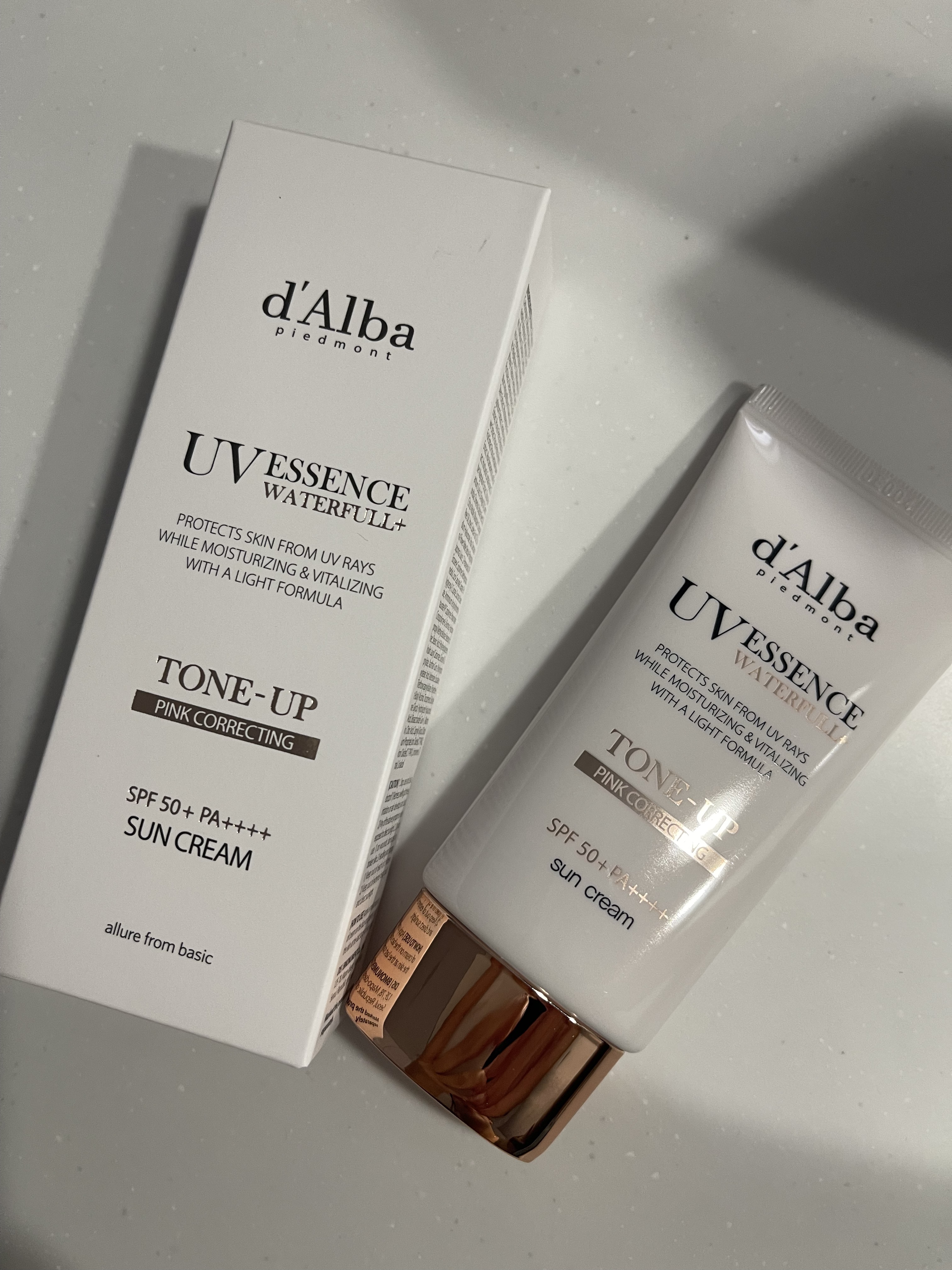 ウォータフルトーンアップサンクリーム/ダルバ/日焼け止めクリームを使ったクチコミ（2枚目）