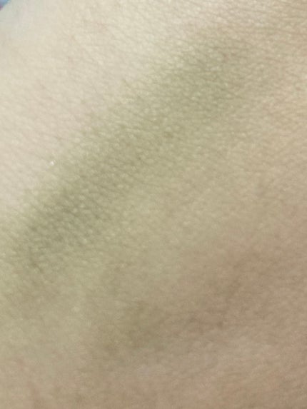 シングルアイシャドウ 08 モエギグリーン/aZTK/単色アイシャドウを使ったクチコミ(2枚目)