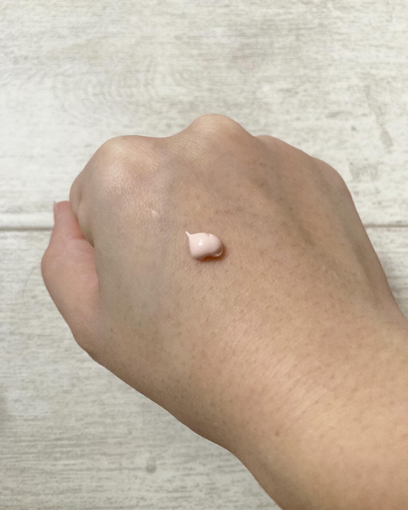 UVイデア XL プロテクショントーンアップ ローズ/ラ ロッシュ ポゼ/日焼け止めクリームを使ったクチコミ(3枚目)