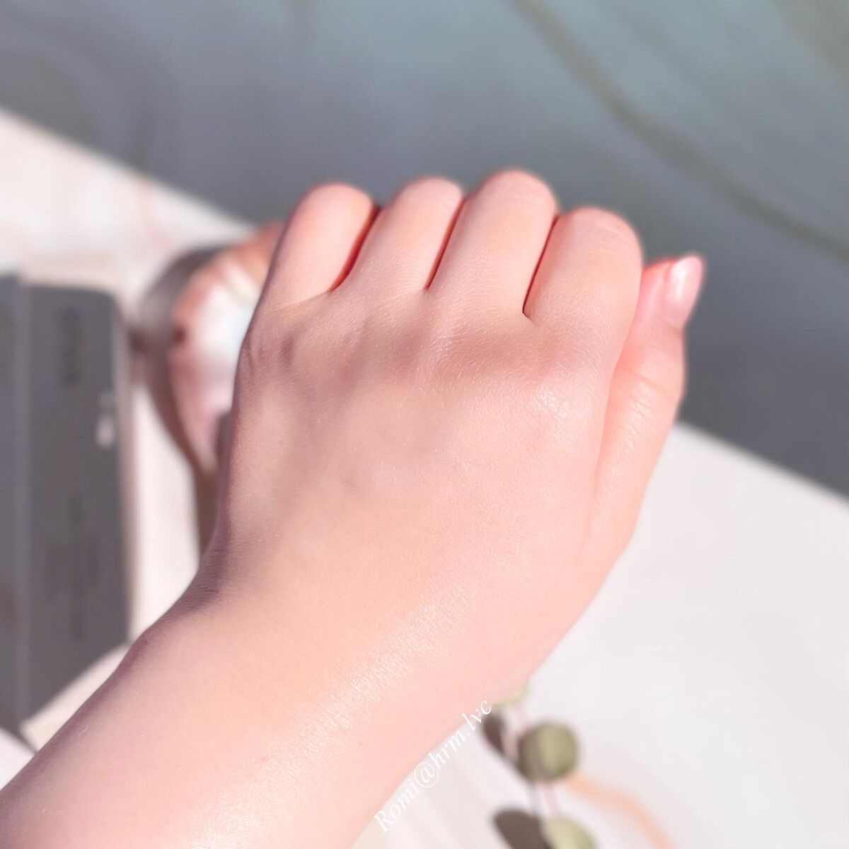 ミネラルインナートリートメントベース/エトヴォス/化粧下地を使ったクチコミ(4枚目)