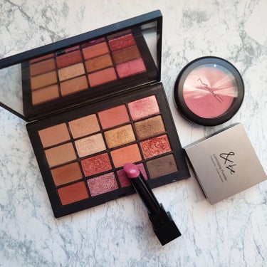 NARS サマーアンレイテッド アイシャドーパレットのクチコミ「#いつかのメイク ⁡
⁡(プロセスなし)⁡
⁡@narscosmeticsjapan ⁡
⁡ .....」（3枚目）