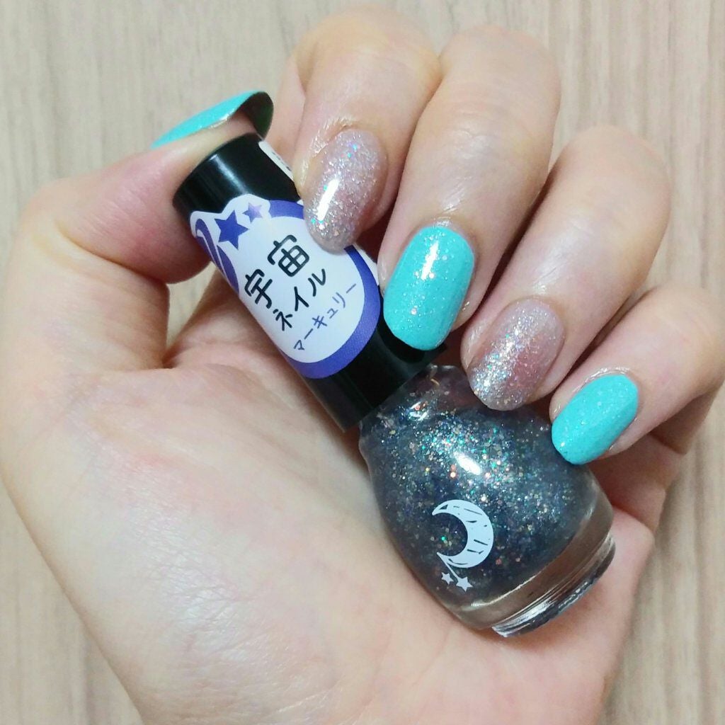 宇宙ネイルジュピター/セリア/マニキュアを使ったクチコミ(3枚目)