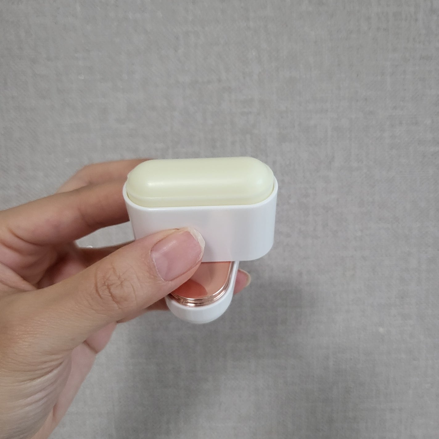 エアリーフィットサンスティック/KAHI/日焼け止めスティックを使ったクチコミ(1枚目)