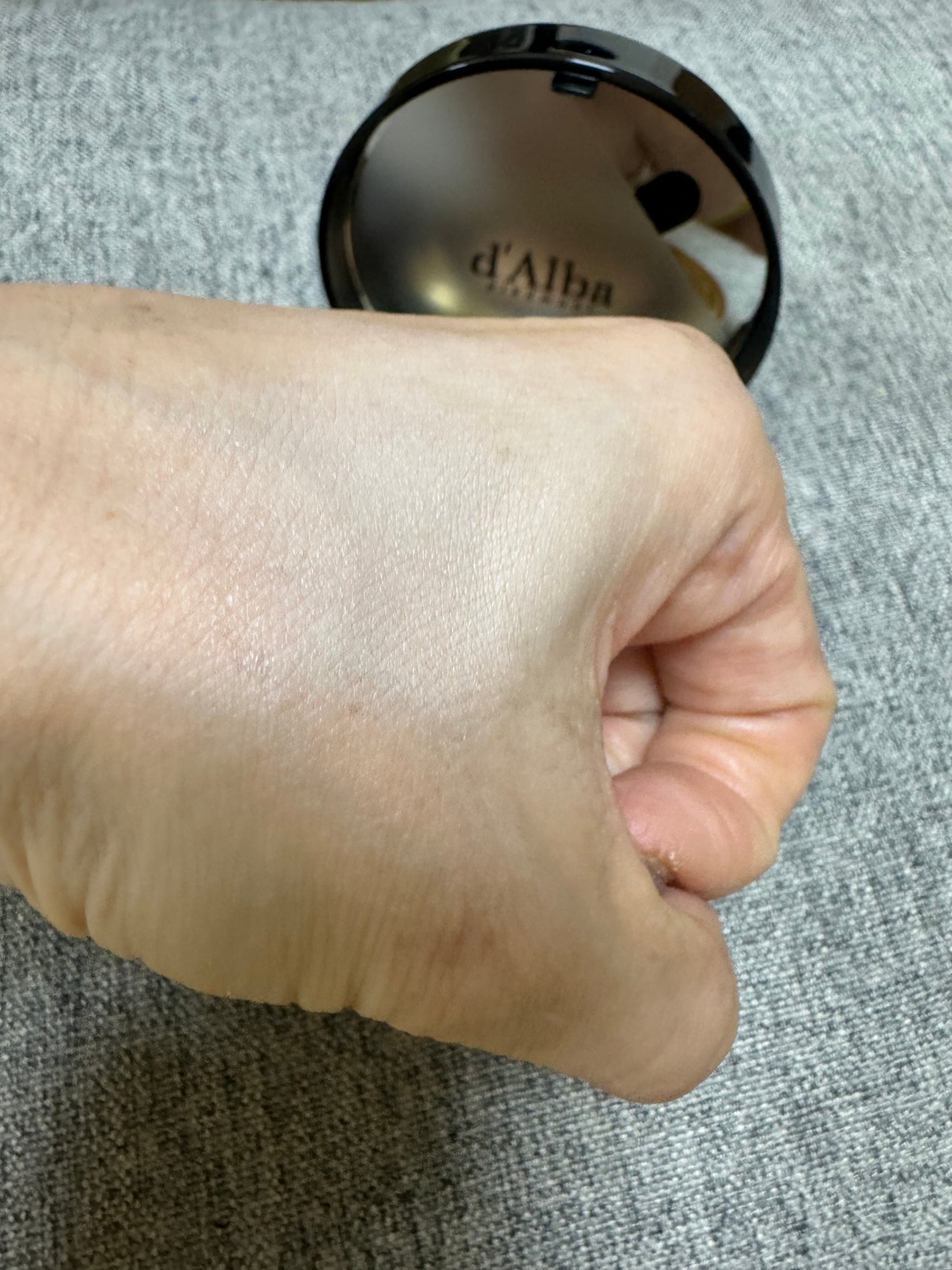 グロウフィットセラムカバークッション/ダルバ/クッションファンデーションを使ったクチコミ(3枚目)