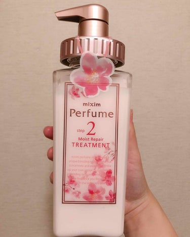 ミクシムパフューム モイストリペア 限定チェリーブロッサム シャンプー＆ヘアトリートメントペアセット /mixim Perfume/シャンプー・コンディショナーを使ったクチコミ（3枚目）