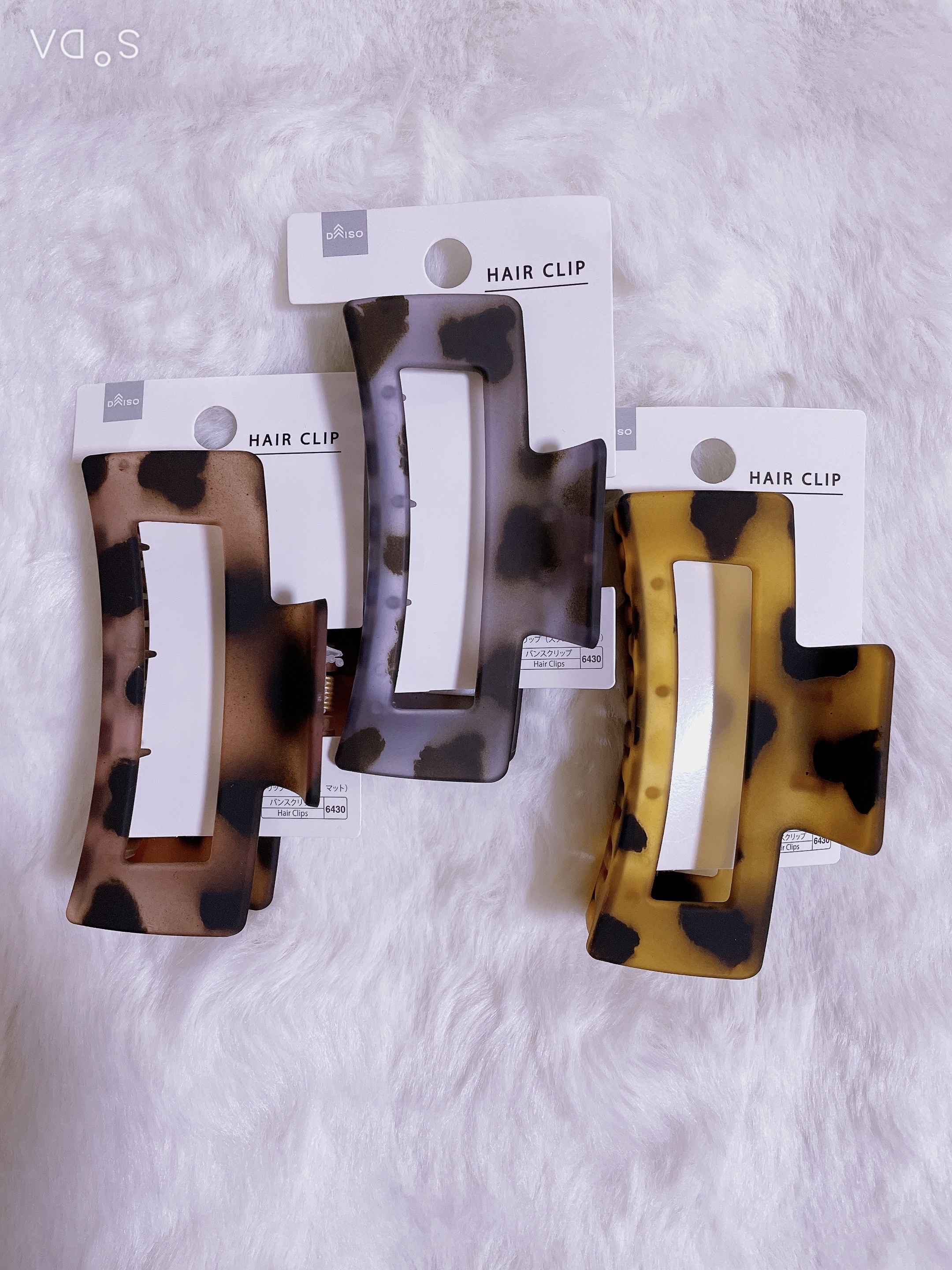 バンスクリップ（スクエア、マット） /DAISO/ヘアアクセサリーを使ったクチコミ（1枚目）