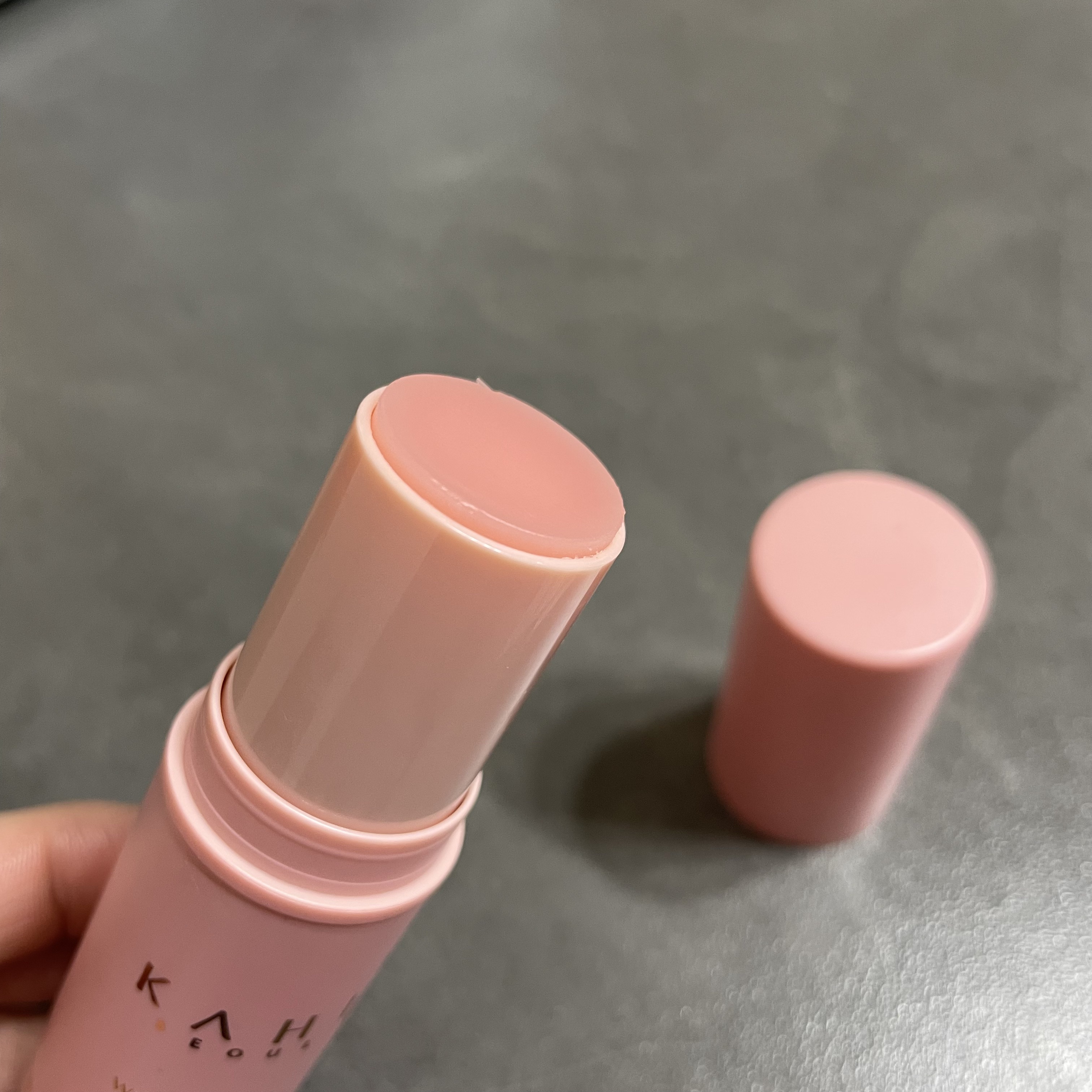 WRバウンス マルチバーム/KAHI/フェイスバームを使ったクチコミ（2枚目）