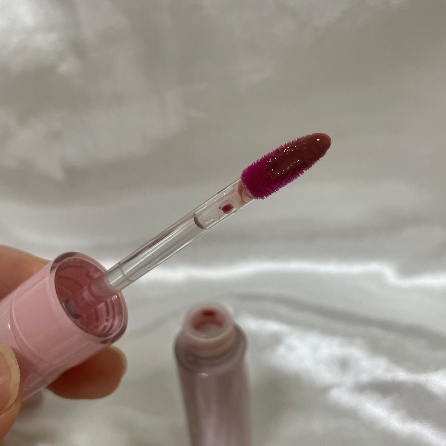 ジューシーパンピンググロス/INTO U/リップグロスを使ったクチコミ(3枚目)