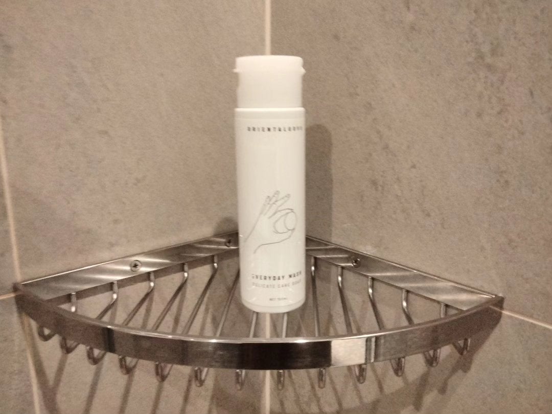 mcgroupakiko on LIPS 「夏休みも終盤、まだまだ暑い日が続き1日にシャワーを浴びる回数も..」(2枚目)