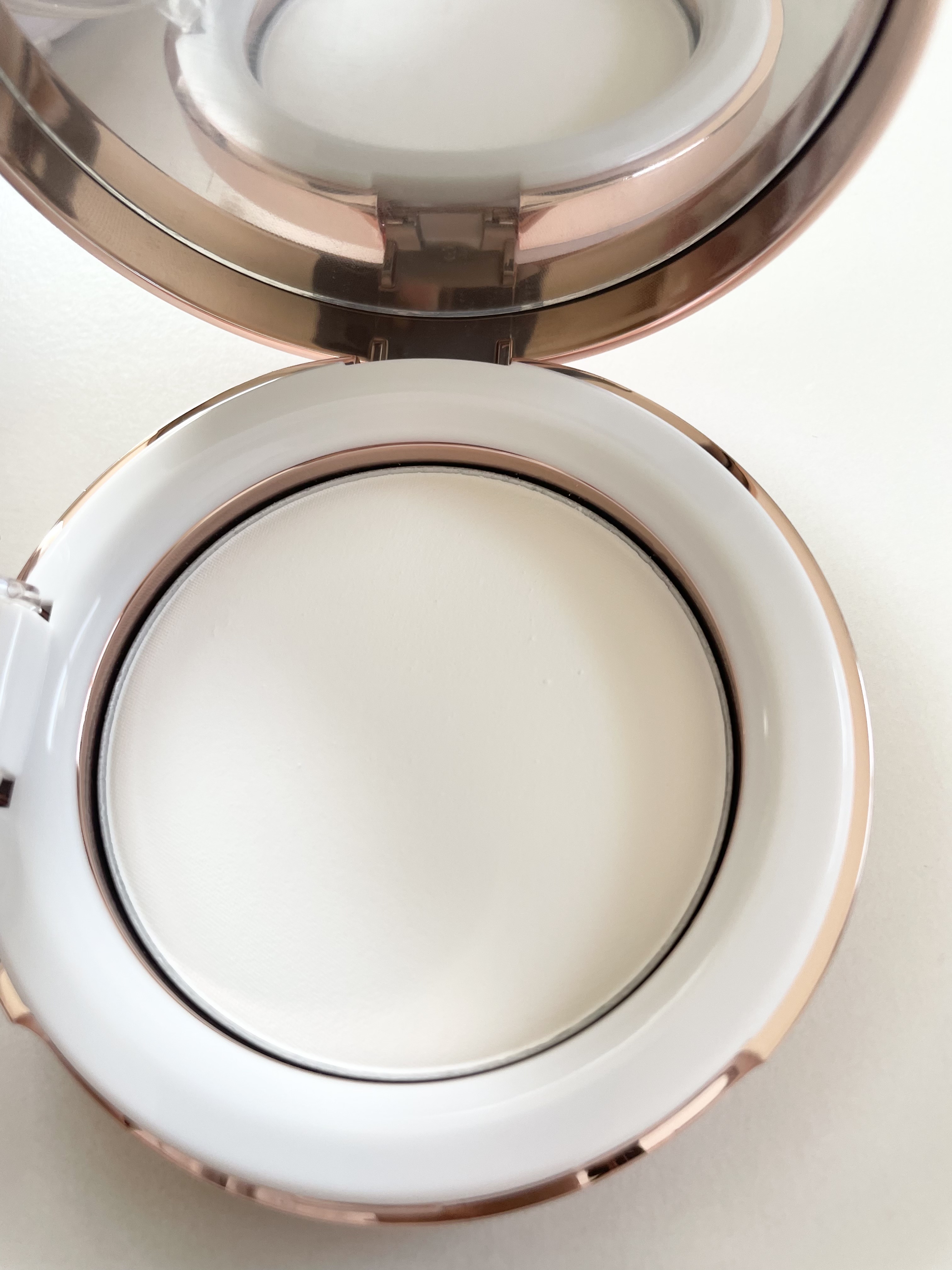 シルキースキンパウダー/CipiCipi/プレストパウダーを使ったクチコミ（3枚目）