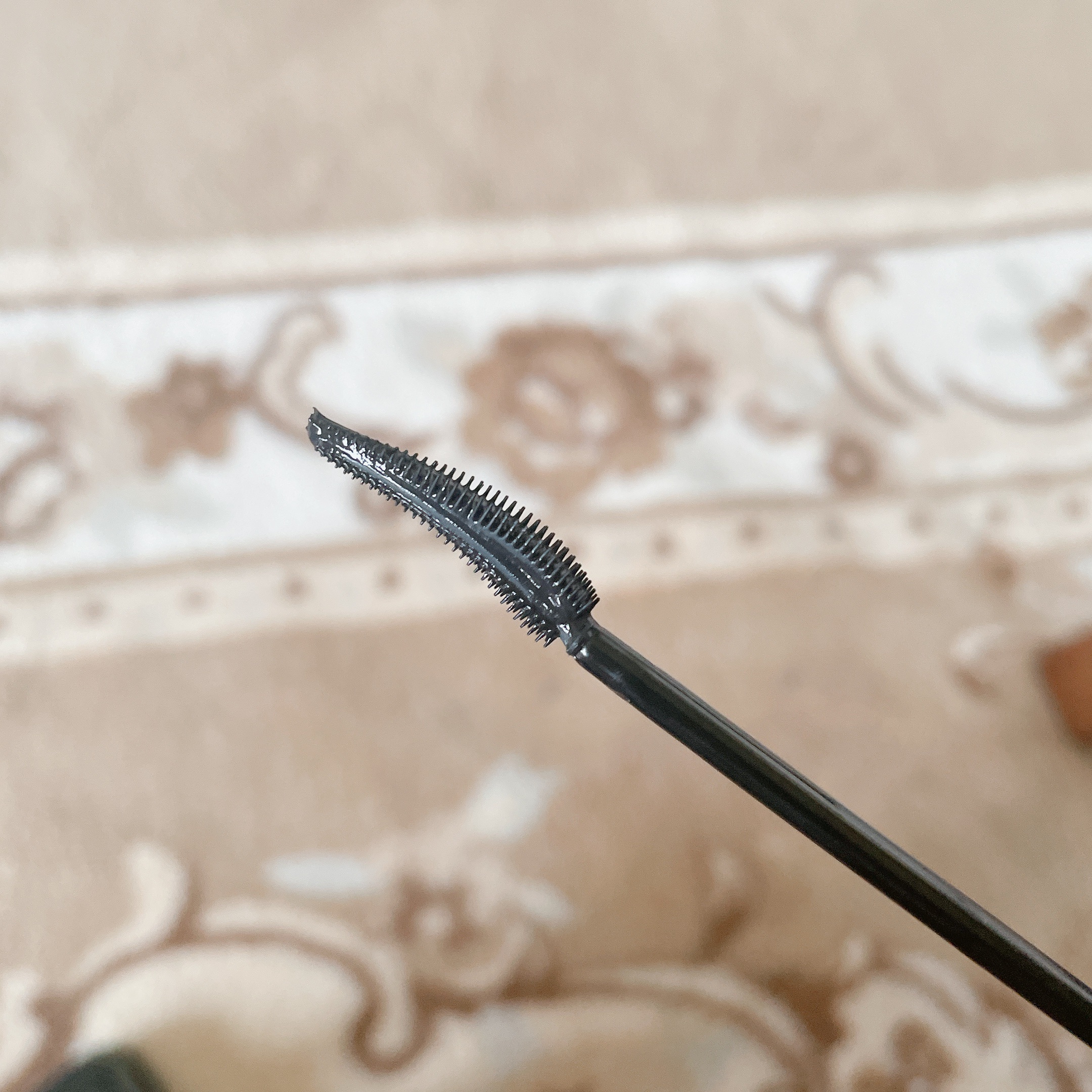 ラッシュニスタ　プライマー/MAYBELLINE NEW YORK/マスカラ下地を使ったクチコミ（3枚目）