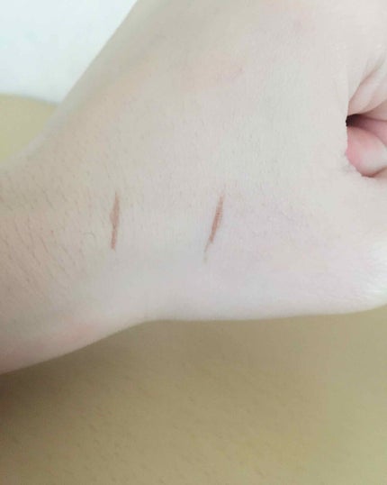 フィットオンスティック/VT/スティックコンシーラーを使ったクチコミ(2枚目)