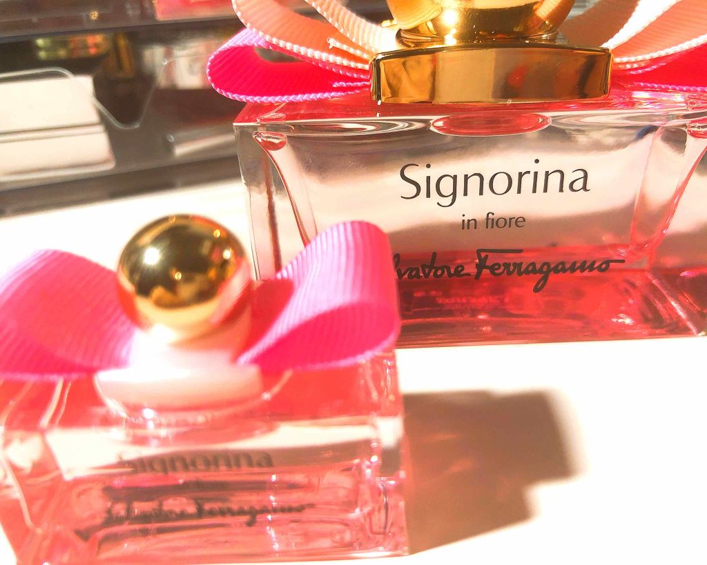 シニョリーナ イン フィオーレ オーデトワレ/サルヴァトーレ フェラガモ/香水(レディース)を使ったクチコミ(1枚目)