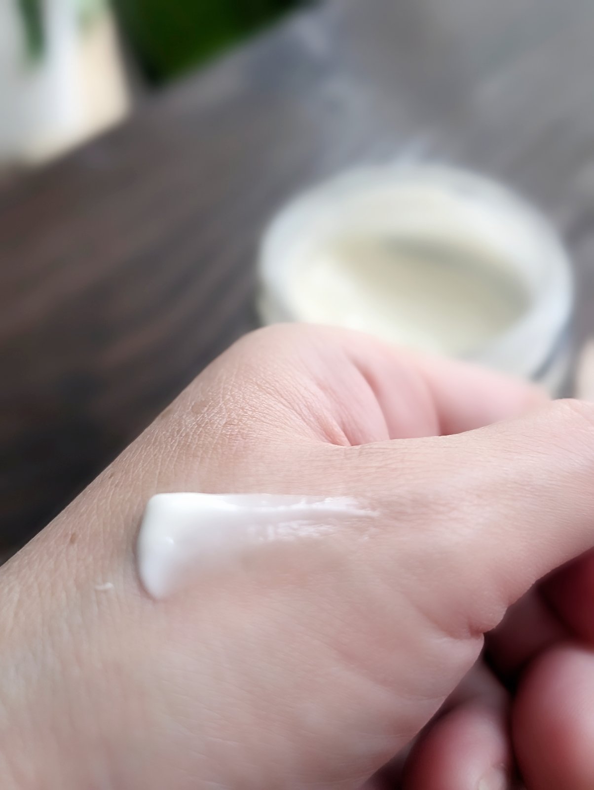 エイジプロテクション　 デイクリーム＜ヒアルロン＞　/ロゴナ/フェイスクリームを使ったクチコミ（3枚目）