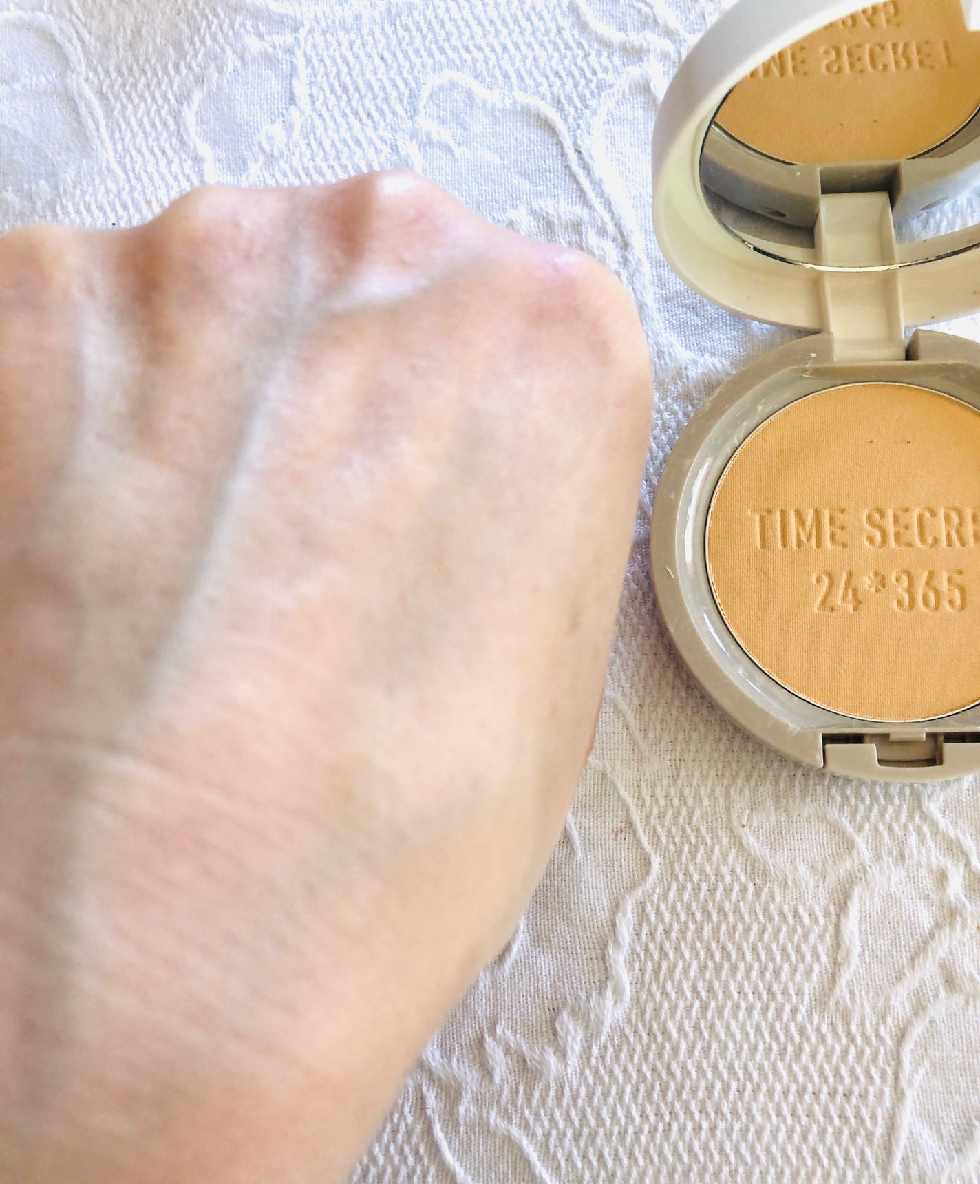 ミネラル 薬用プレストパウダー/TIME SECRET/プレストパウダーを使ったクチコミ(4枚目)