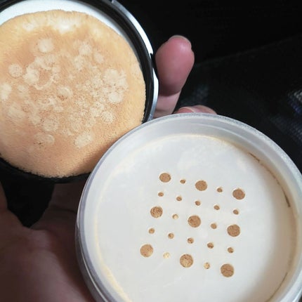 フィニッシングパウダー マット/チャコット・コスメティクス/ルースパウダーを使ったクチコミ(3枚目)