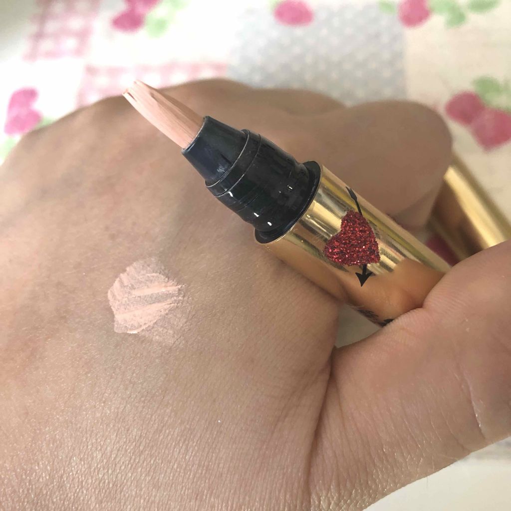 ラディアント タッチ/YVES SAINT LAURENT BEAUTE/リキッドコンシーラーを使ったクチコミ（2枚目）