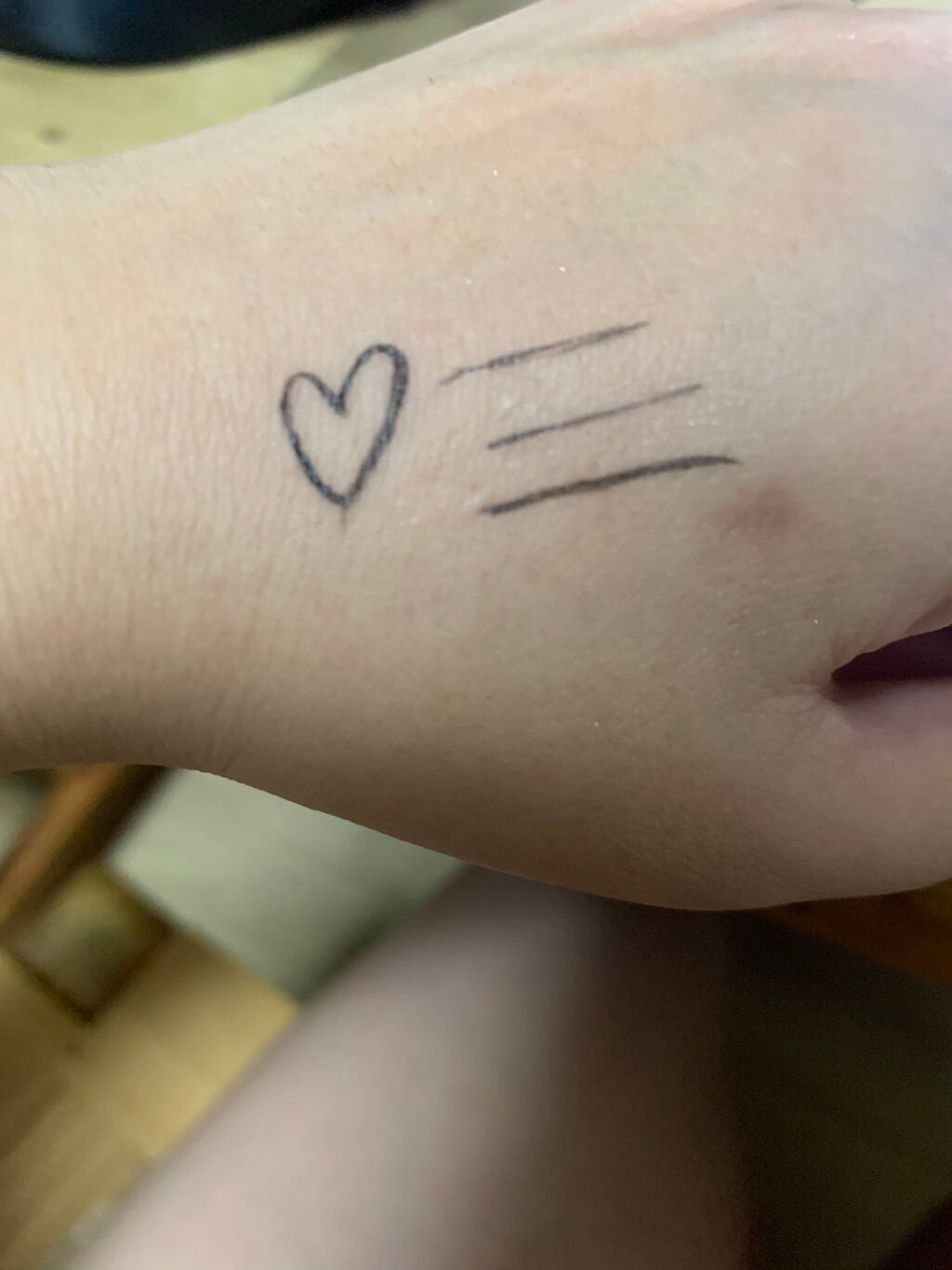 パー子★アラフォー女 on LIPS 「ちょっと〜‼️URGLAMのアイライナー✨このアイラインヤバす..」(2枚目)