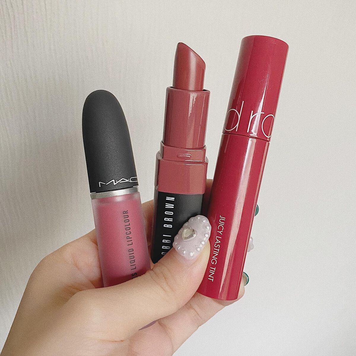 クラッシュド リップ カラー/BOBBI BROWN/口紅を使ったクチコミ（2枚目）