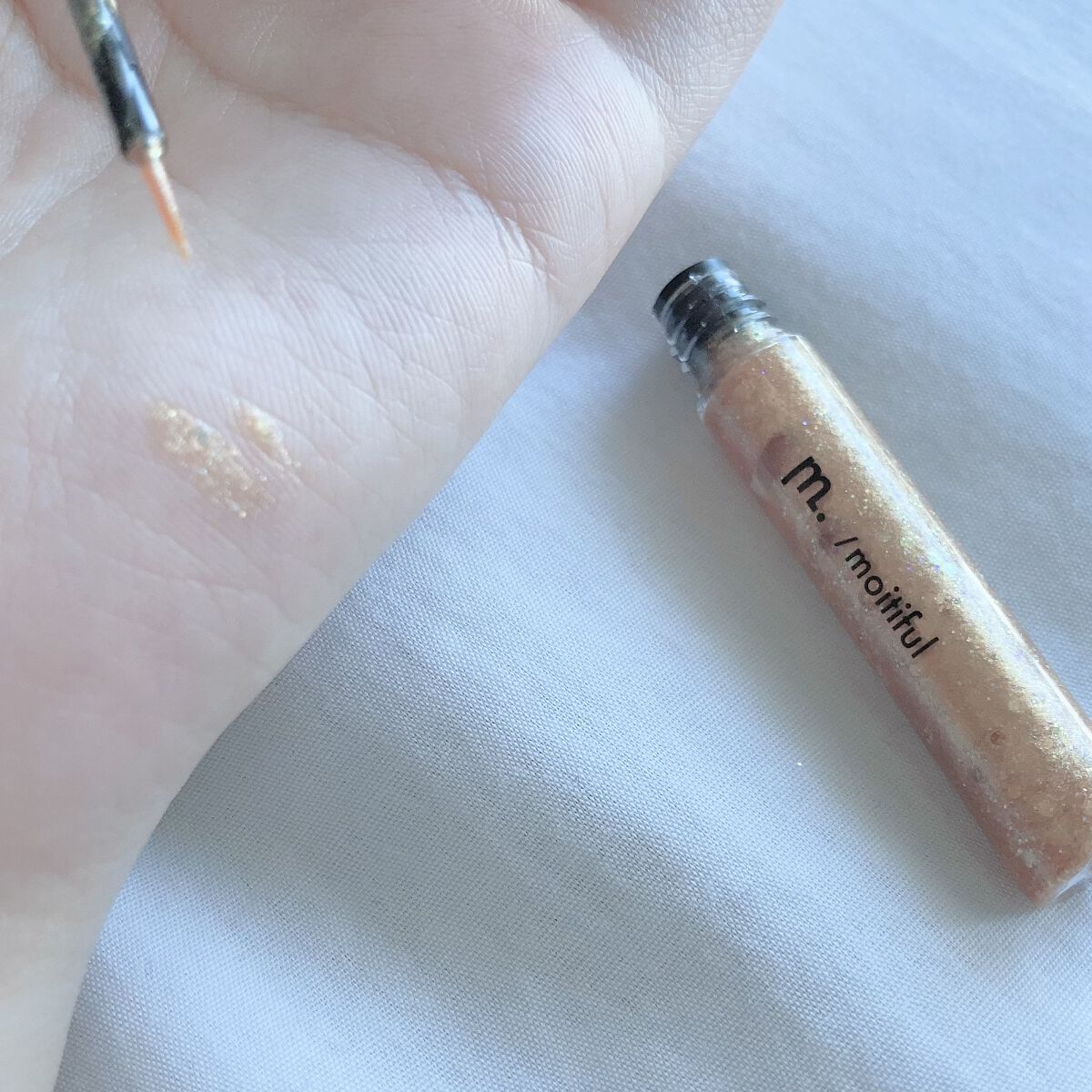 グリッターライナー(MFL リキッドアイシャドウ) イエローゴールド/moitiful/グリッターを使ったクチコミ（3枚目）